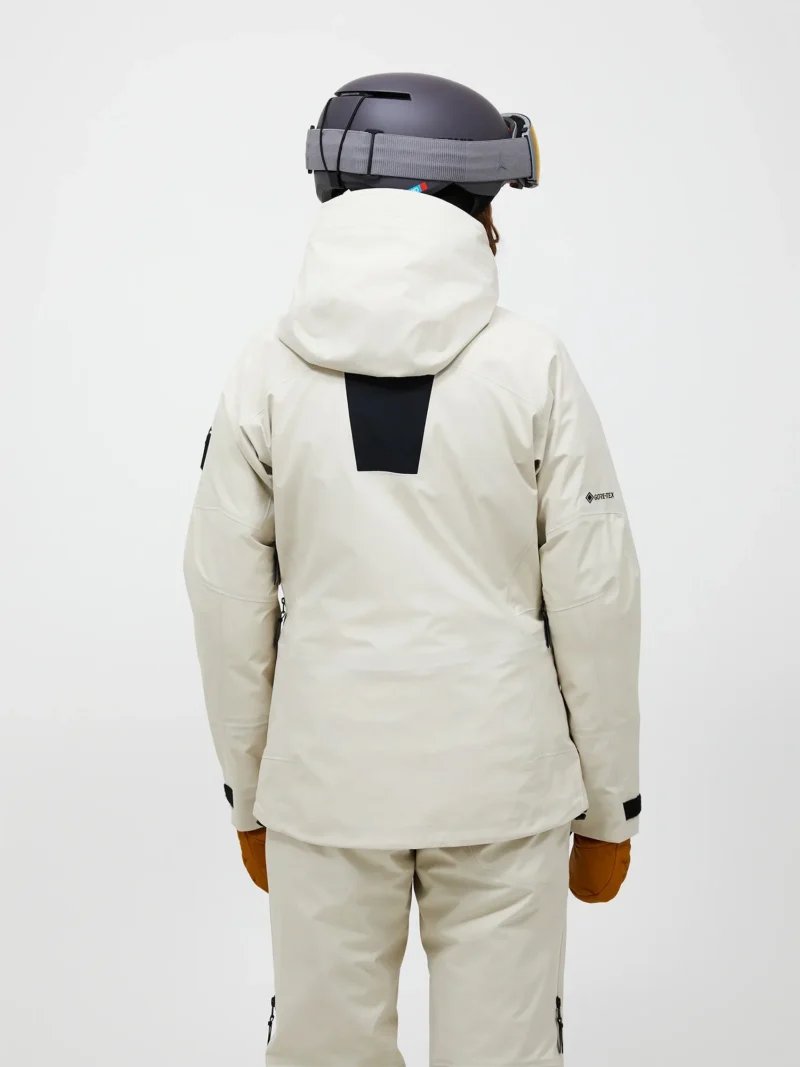 peak-performance-alpine-gore-tex-3l-jacket-women-sand-fog-5 Peak performance alpine gore tex 3l jacket women sand fog